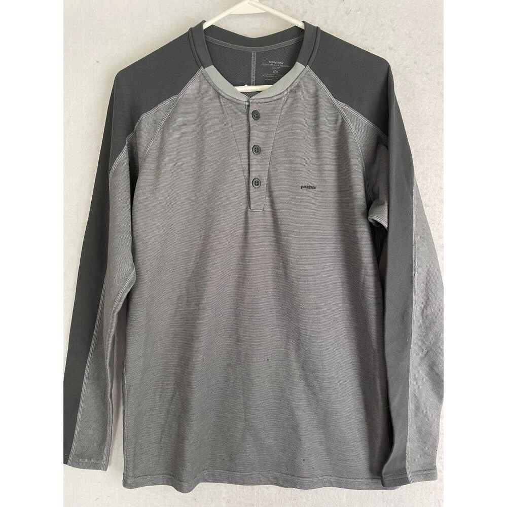 Patagonia Capilene Shirt Mens sz M Gray Henley Base Layer Long sleeve thermal